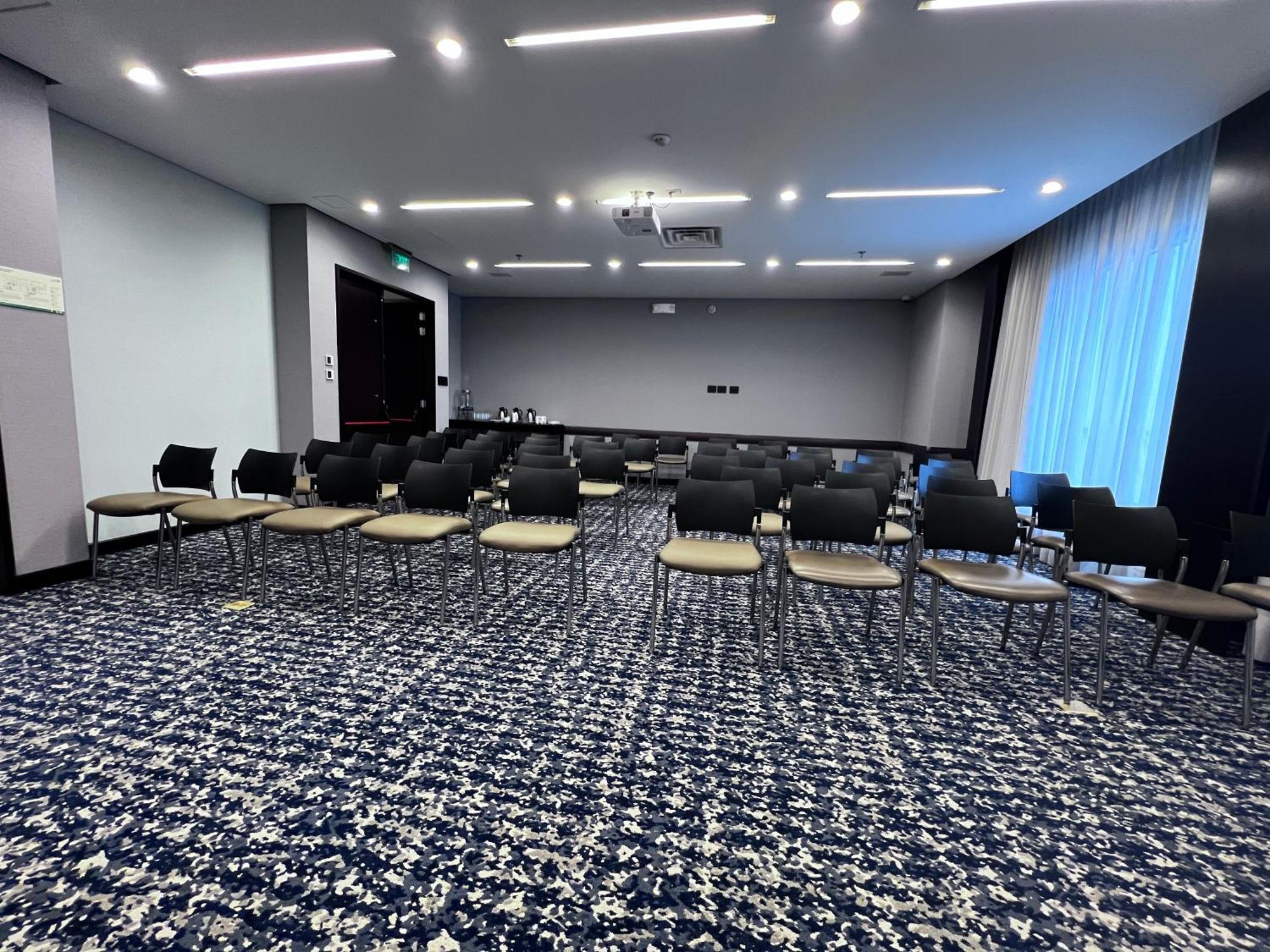 Holiday Inn Bogota Airport By Ihg Exterior foto