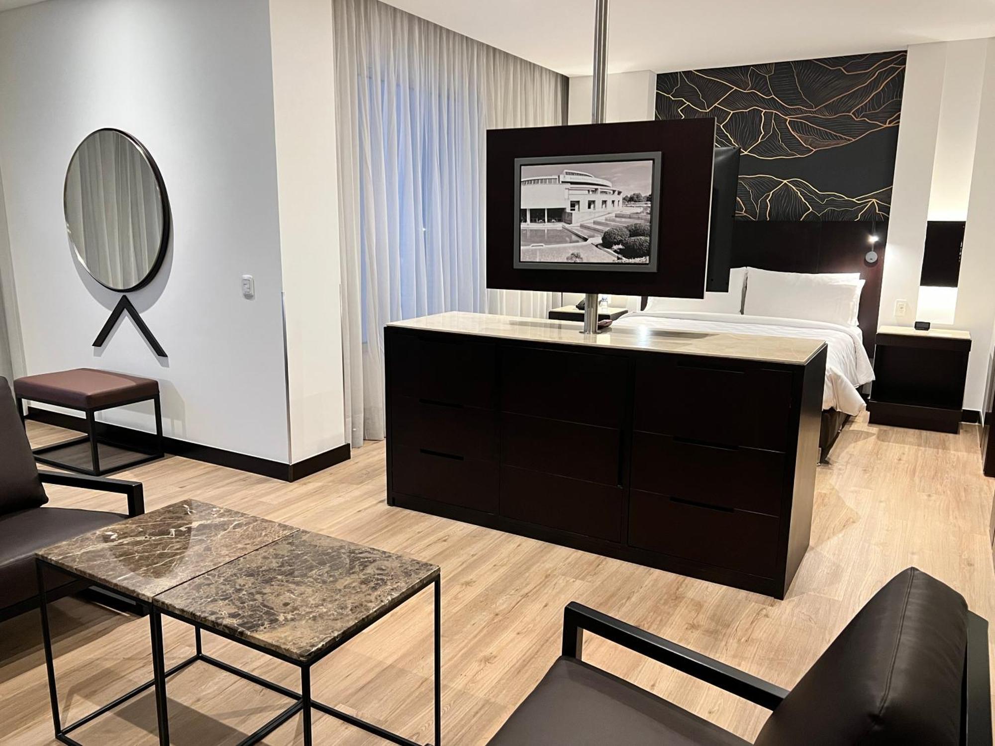 Holiday Inn Bogota Airport By Ihg Exterior foto