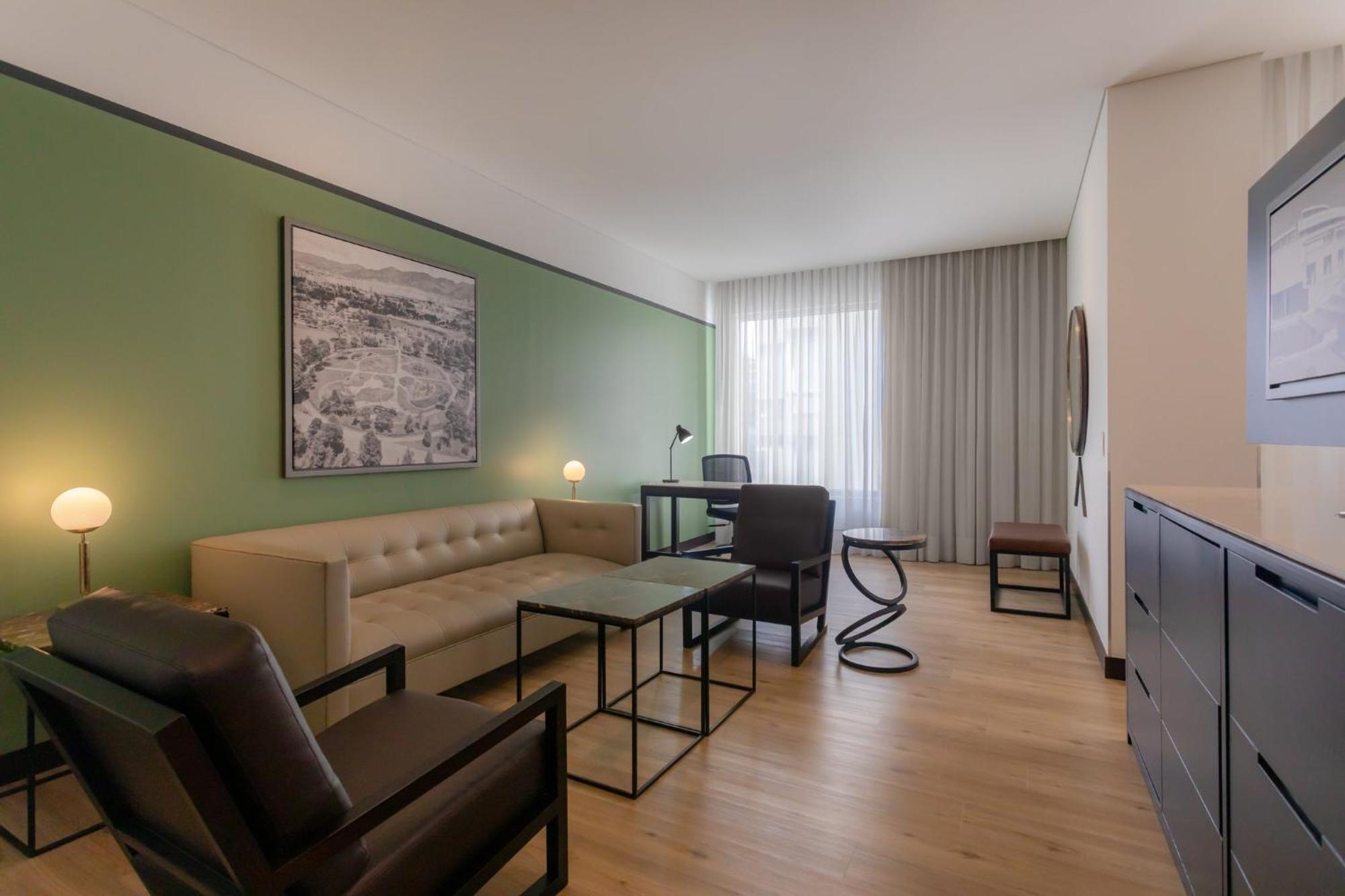 Holiday Inn Bogota Airport By Ihg Exterior foto