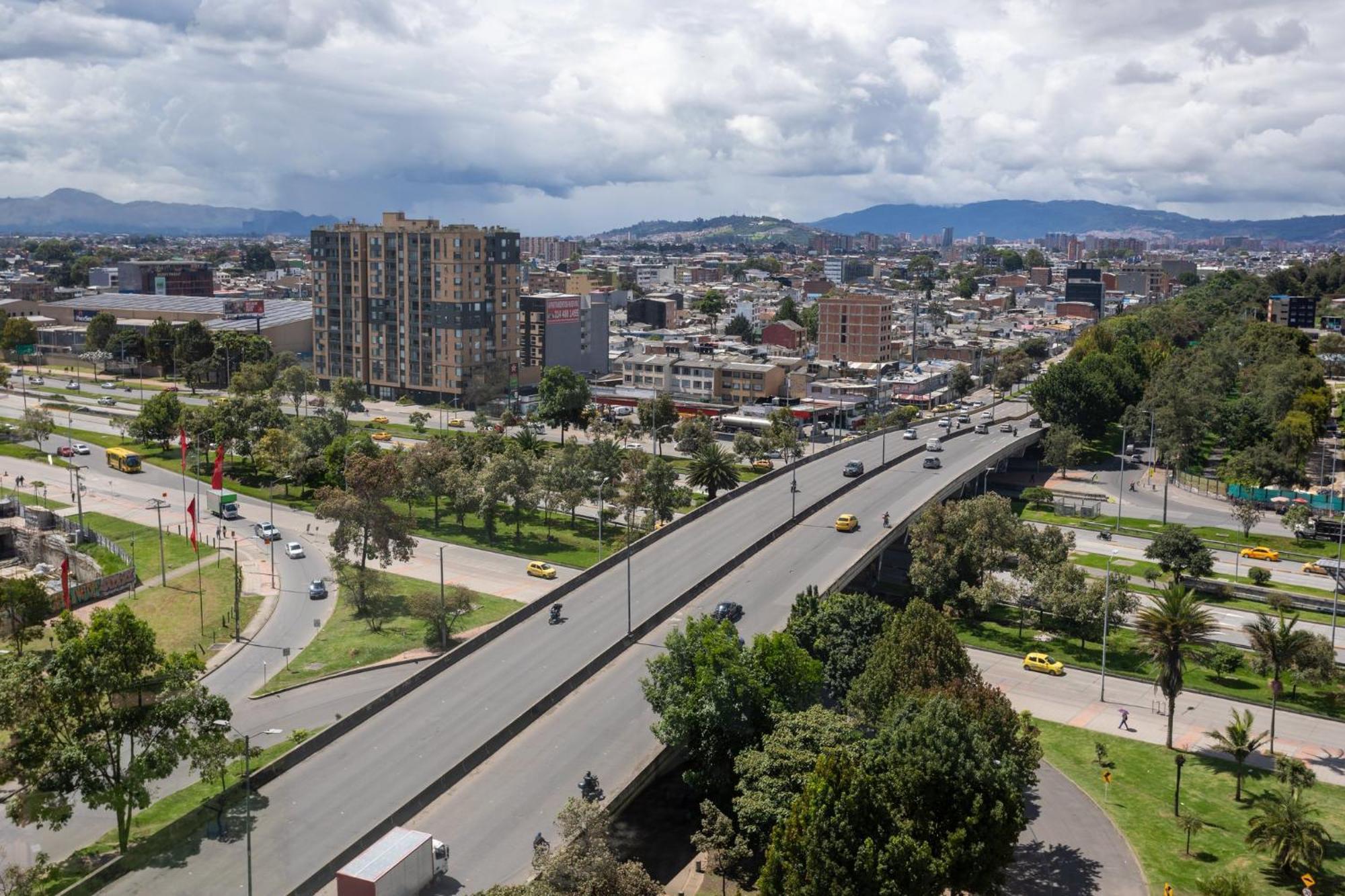 Holiday Inn Bogota Airport By Ihg Exterior foto